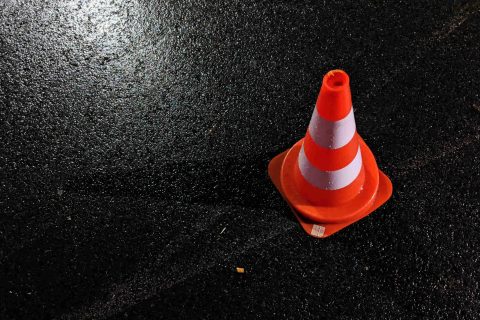 上海法院交通事故承担律师费1万